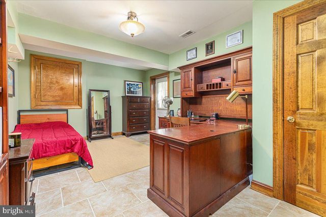 6595 CHESAPEAKE PL, Warrenton, VA 20187