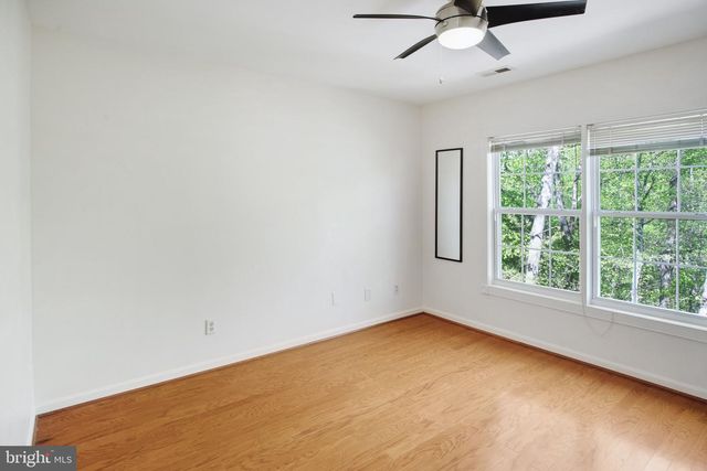 5 MURRAY CIR, Stafford, VA 22554