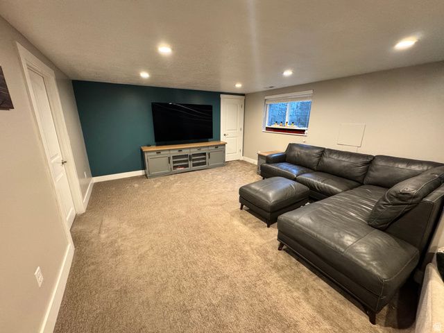 8218 S COOLIDGE ST, Midvale, UT 84047