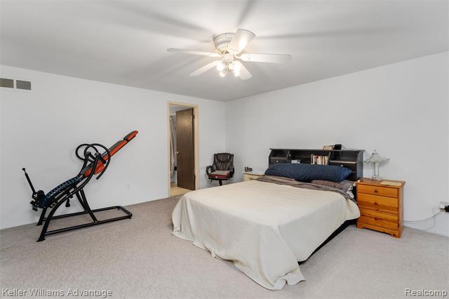 20928 E Glen Haven Circle, Northville, MI 48167