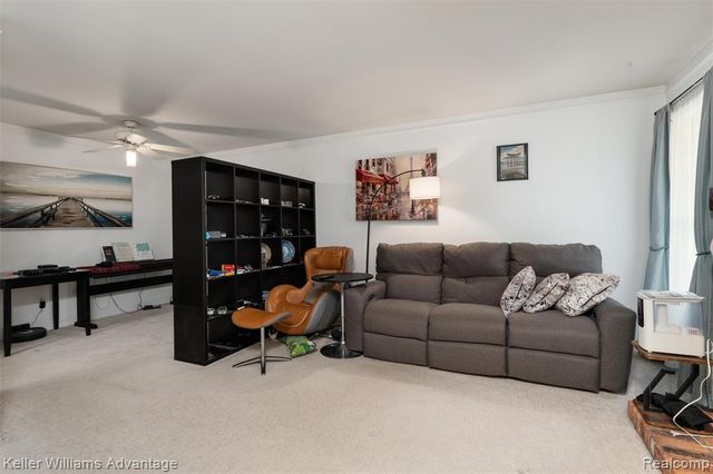 20928 E Glen Haven Circle, Northville, MI 48167