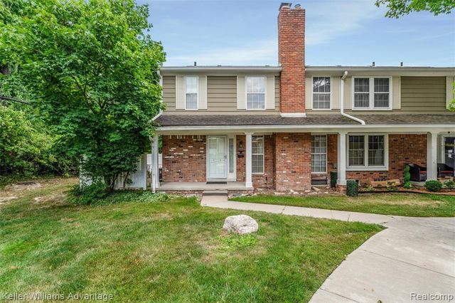 20928 E Glen Haven Circle, Northville, MI 48167