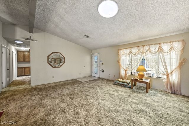 1640 West Donner Street, Pahrump, NV 89048