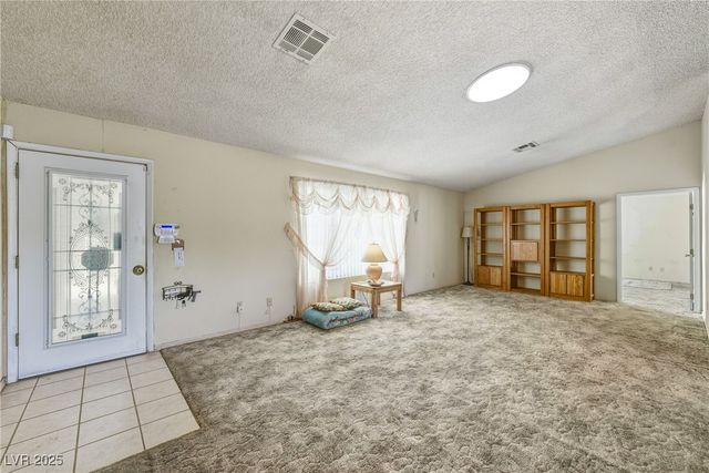 1640 West Donner Street, Pahrump, NV 89048