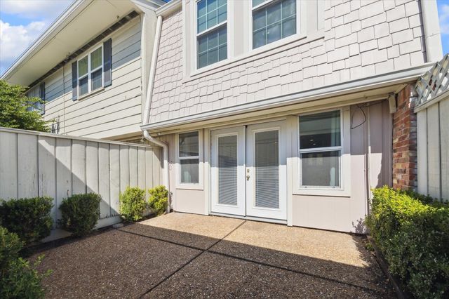 12732 Huntingwick Drive 69, Houston, TX 77024