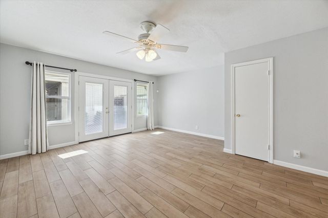 12732 Huntingwick Drive 69, Houston, TX 77024
