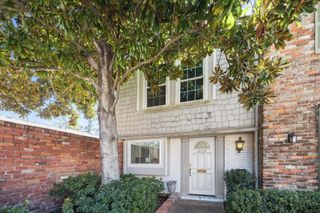 12732 Huntingwick Drive 69, Houston, TX 77024