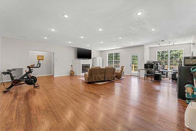 56 Tewkesbury Circle Drive, Bella Vista, AR 72714