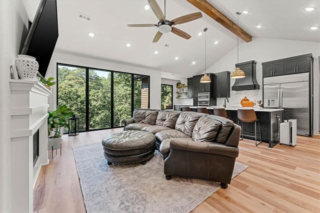 56 Tewkesbury Circle Drive, Bella Vista, AR 72714