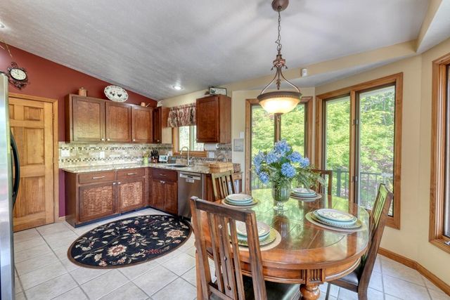 5940 Jackson Lane, Young Harris, GA 30582