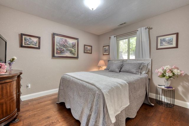 5940 Jackson Lane, Young Harris, GA 30582
