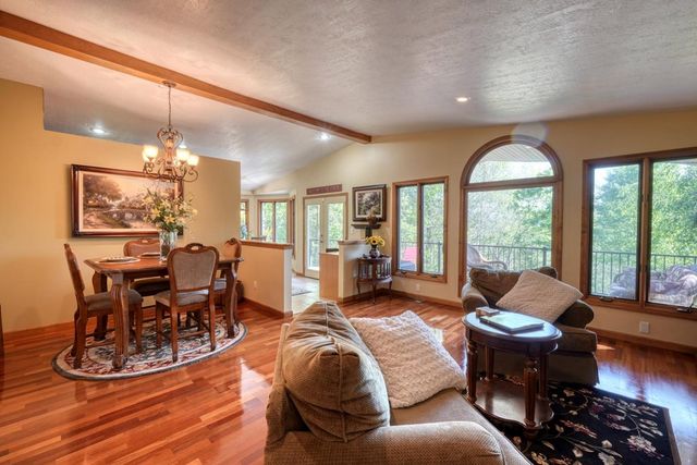 5940 Jackson Lane, Young Harris, GA 30582