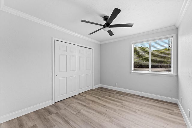1866 Fairview Villas Drive 3, Palm Springs, FL 33406