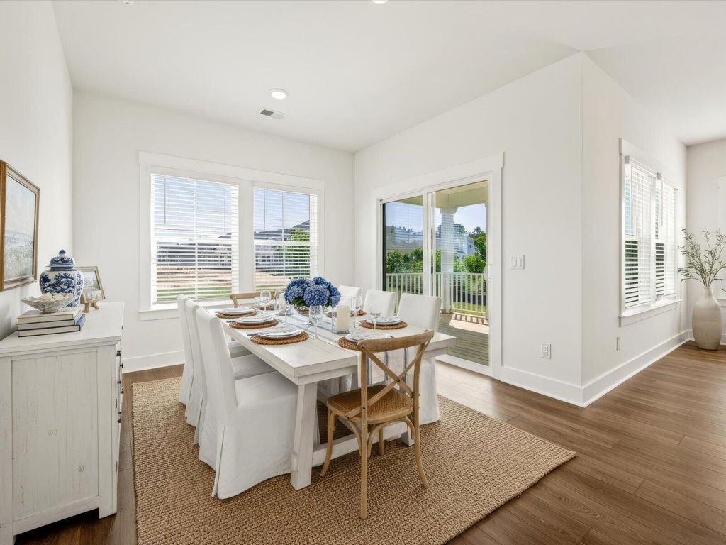 Image 15 of property listing at 378 Calm Water Way, Summerville, SC 29486