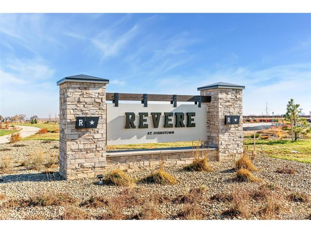 926 Red Star Ln, Johnstown, CO 80534