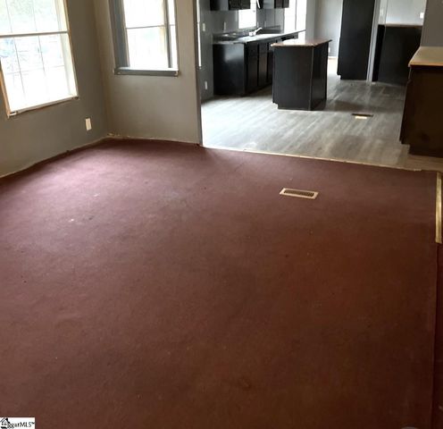 123 White Horse Road Extension, Greenville, SC 29605