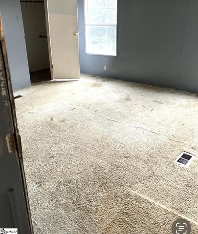 123 White Horse Road Extension, Greenville, SC 29605