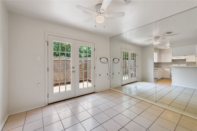 1904 Dartmouth Street S4, College Station, TX 77840