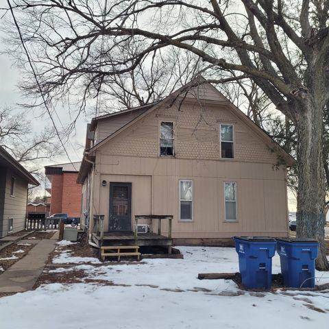 130 W Kirwin Ave., Salina, KS 67401