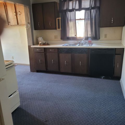 130 W Kirwin Ave., Salina, KS 67401