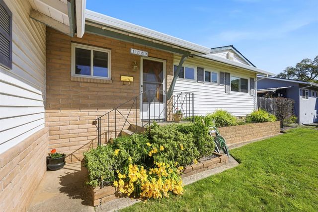 1229 School St, Folsom, CA 95630