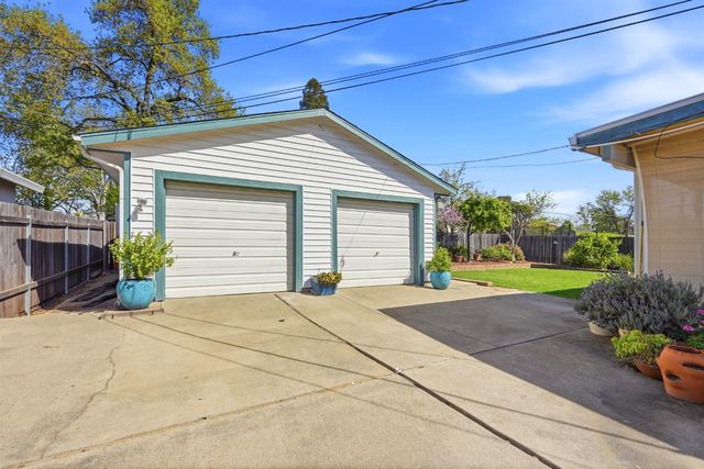 1229 School St, Folsom, CA 95630