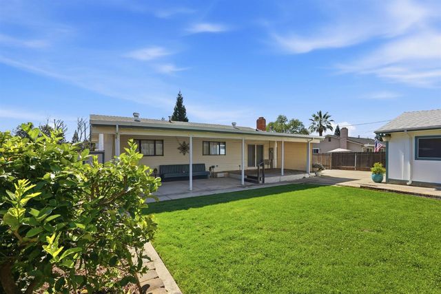 1229 School St, Folsom, CA 95630