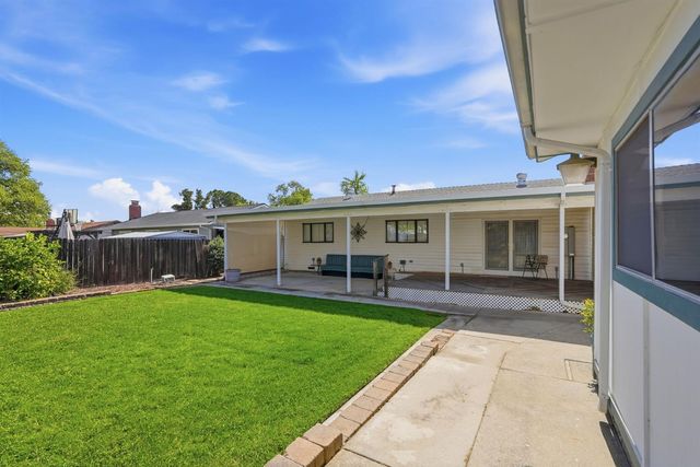 1229 School St, Folsom, CA 95630