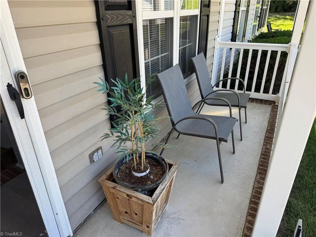 2558 Ambassador Court, High Point, NC 27265