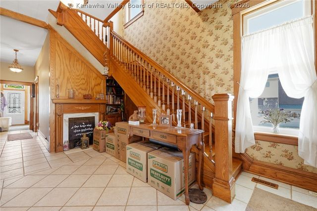 512 Walgrove Road, Elkview, WV 25071