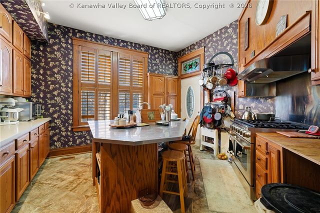 512 Walgrove Road, Elkview, WV 25071