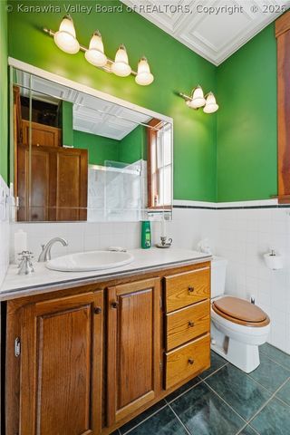 512 Walgrove Road, Elkview, WV 25071