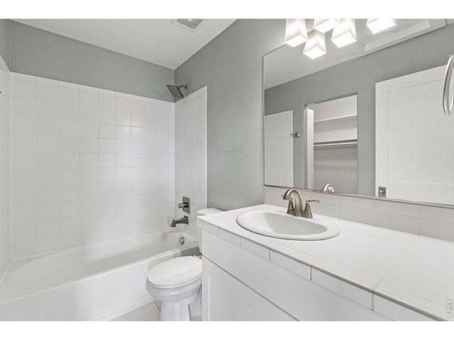 5621 Cardinal Flower Ct, Fort Collins, CO 80528