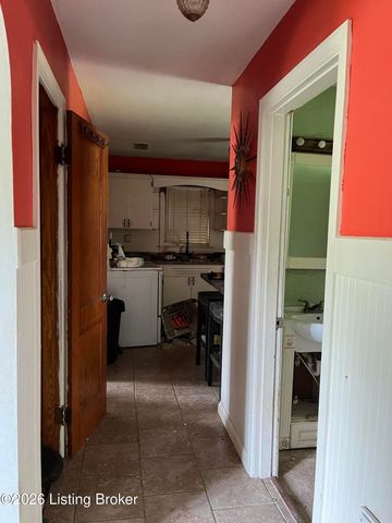 8717 Blue Lick Rd, Louisville, KY 40219