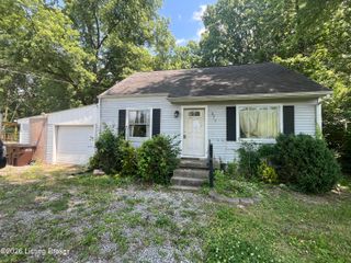 8717 Blue Lick Rd, Louisville, KY 40219