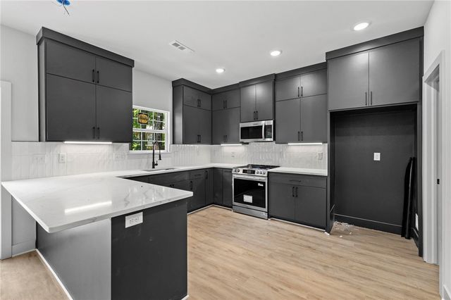 32 Dumfries Drive, Bella Vista, AR 72715