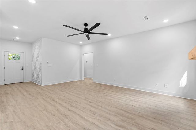 32 Dumfries Drive, Bella Vista, AR 72715