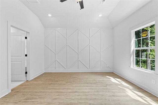 32 Dumfries Drive, Bella Vista, AR 72715