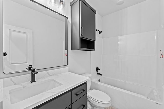 32 Dumfries Drive, Bella Vista, AR 72715