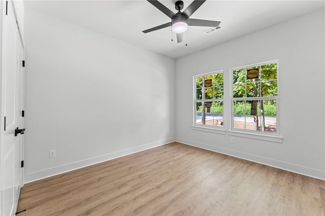 32 Dumfries Drive, Bella Vista, AR 72715