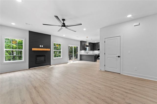 32 Dumfries Drive, Bella Vista, AR 72715