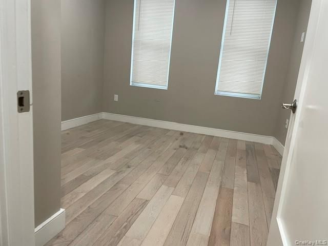 25-39-38 street, Astoria, NY 11103