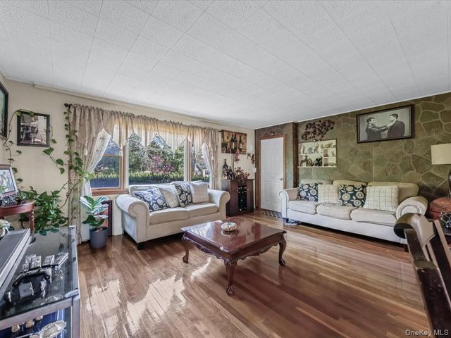 205 Lenox Road, Huntington Station, NY 11746