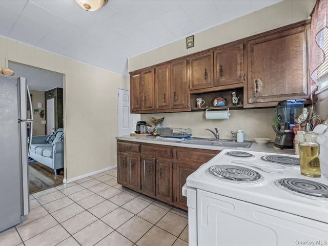 205 Lenox Road, Huntington Station, NY 11746