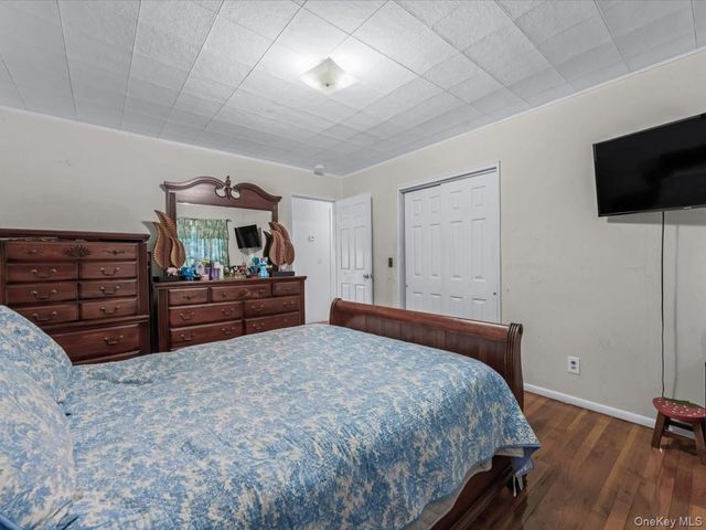 205 Lenox Road, Huntington Station, NY 11746