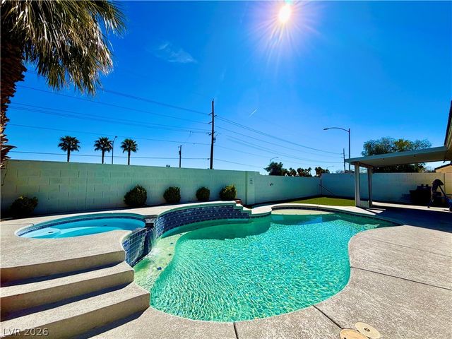 5524 Flora Spray Street, Las Vegas, NV 89130