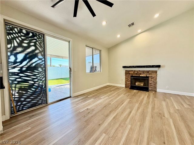 5524 Flora Spray Street, Las Vegas, NV 89130