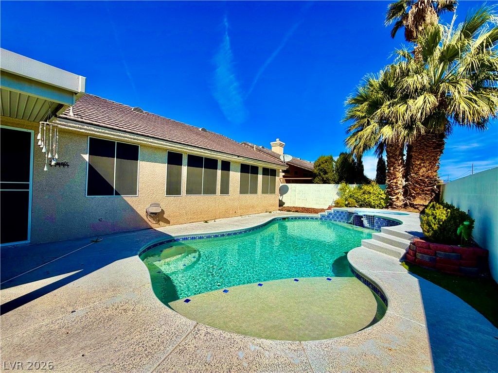 5524 Flora Spray Street, Las Vegas, NV 89130