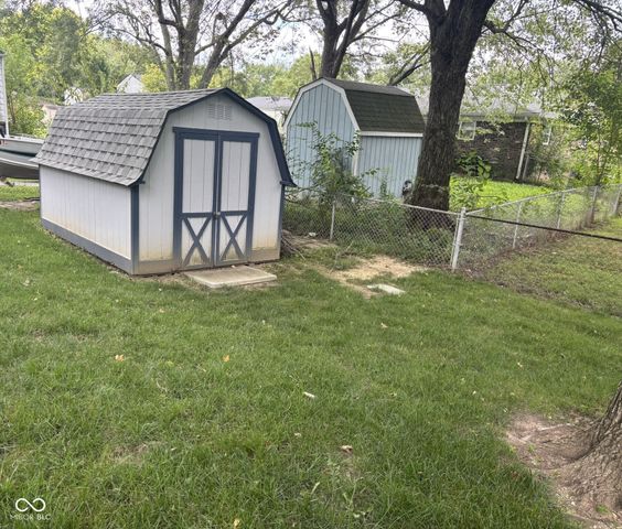 11214 Moores Circle, Indianapolis, IN 46229