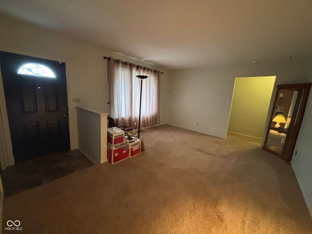 11214 Moores Circle, Indianapolis, IN 46229